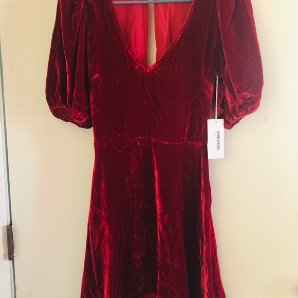 💥 SOLD ON Ⓜ️💥 Reformation Peri Dress NWT!! - Picture 6 of 10